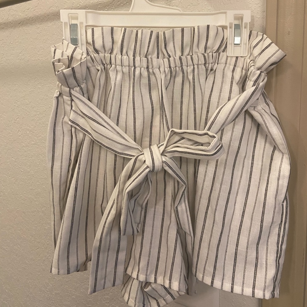 Paper bag shorts